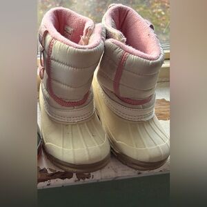 Carters snow boots